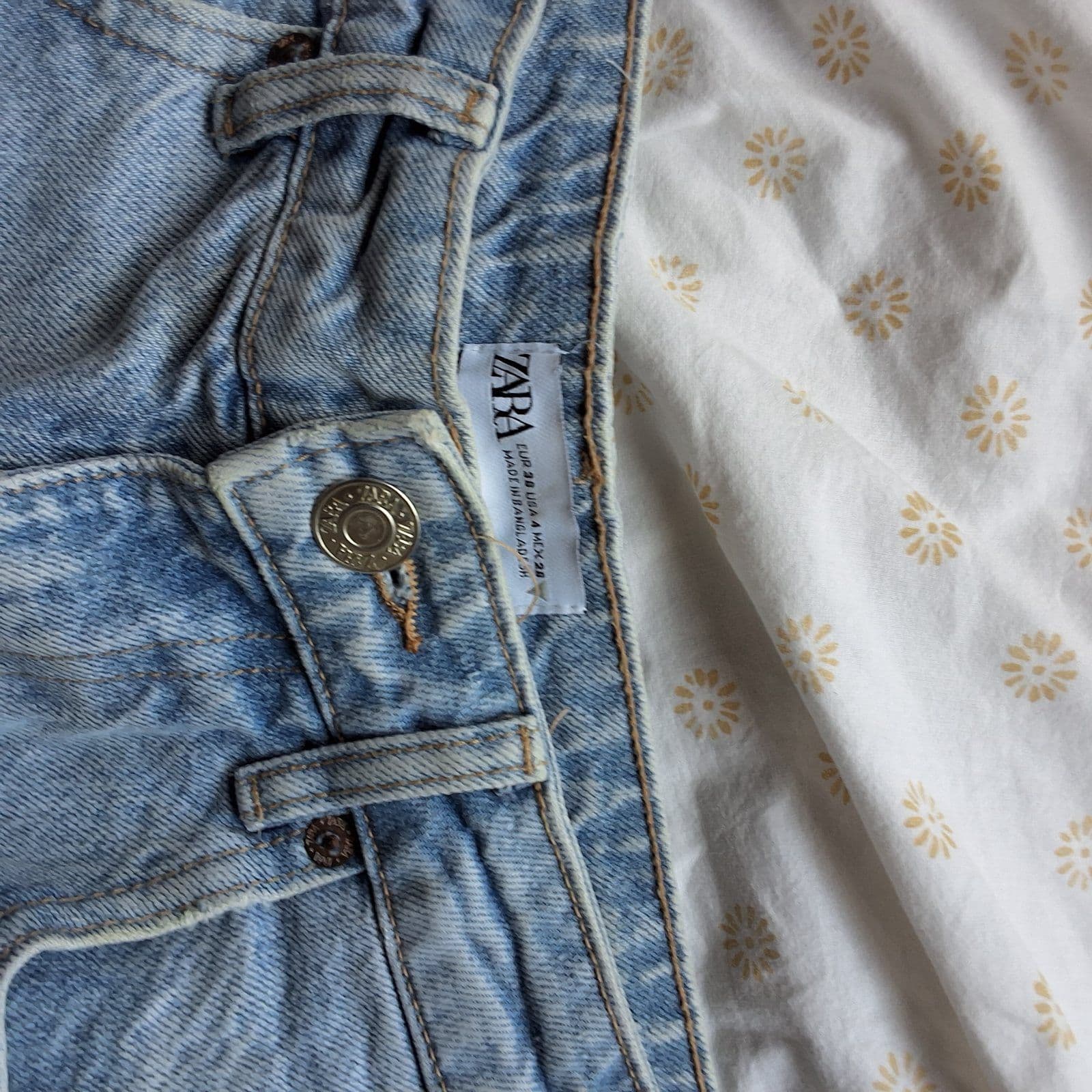 Zara shorts size 38