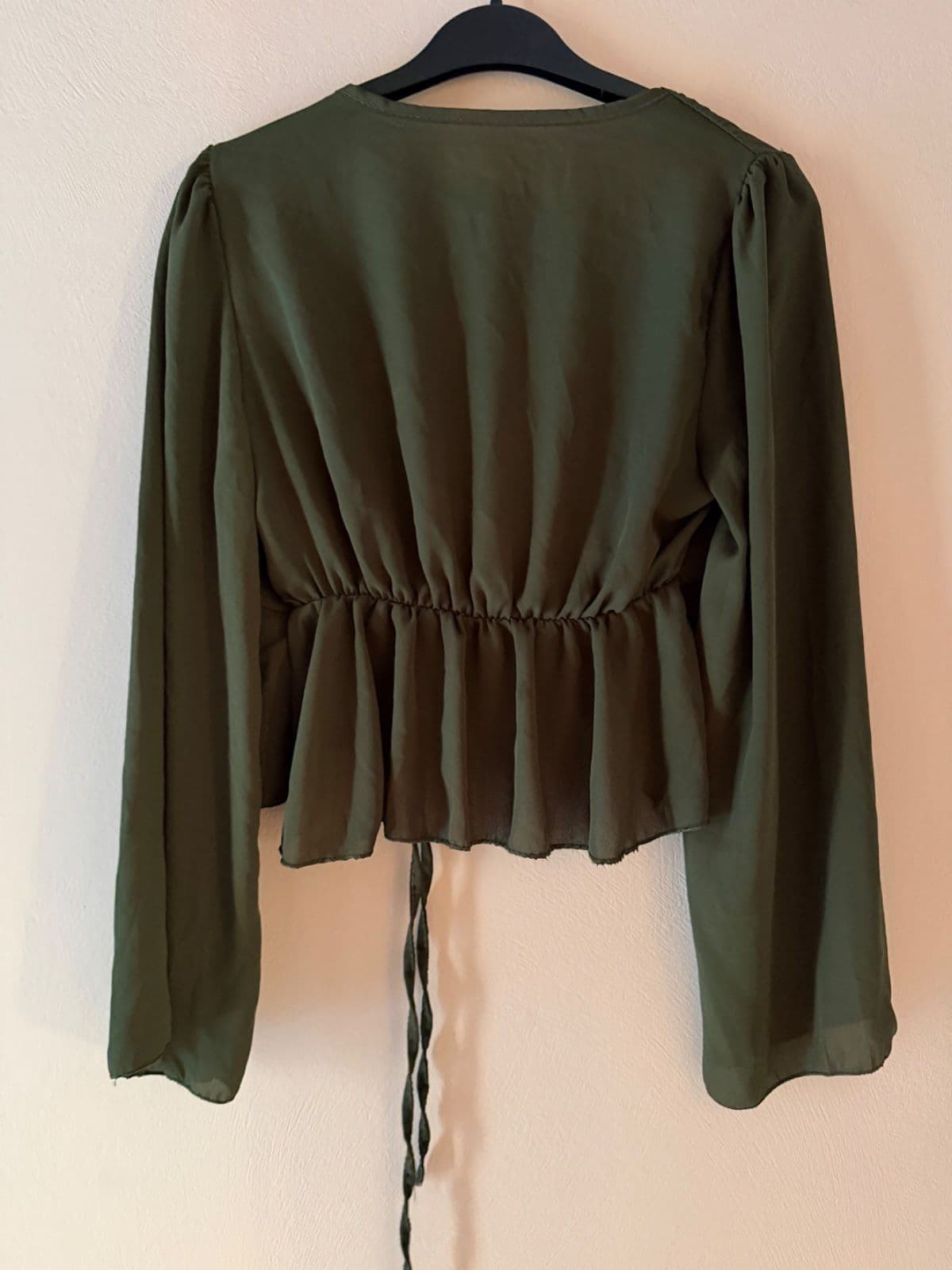 Long sleeve top