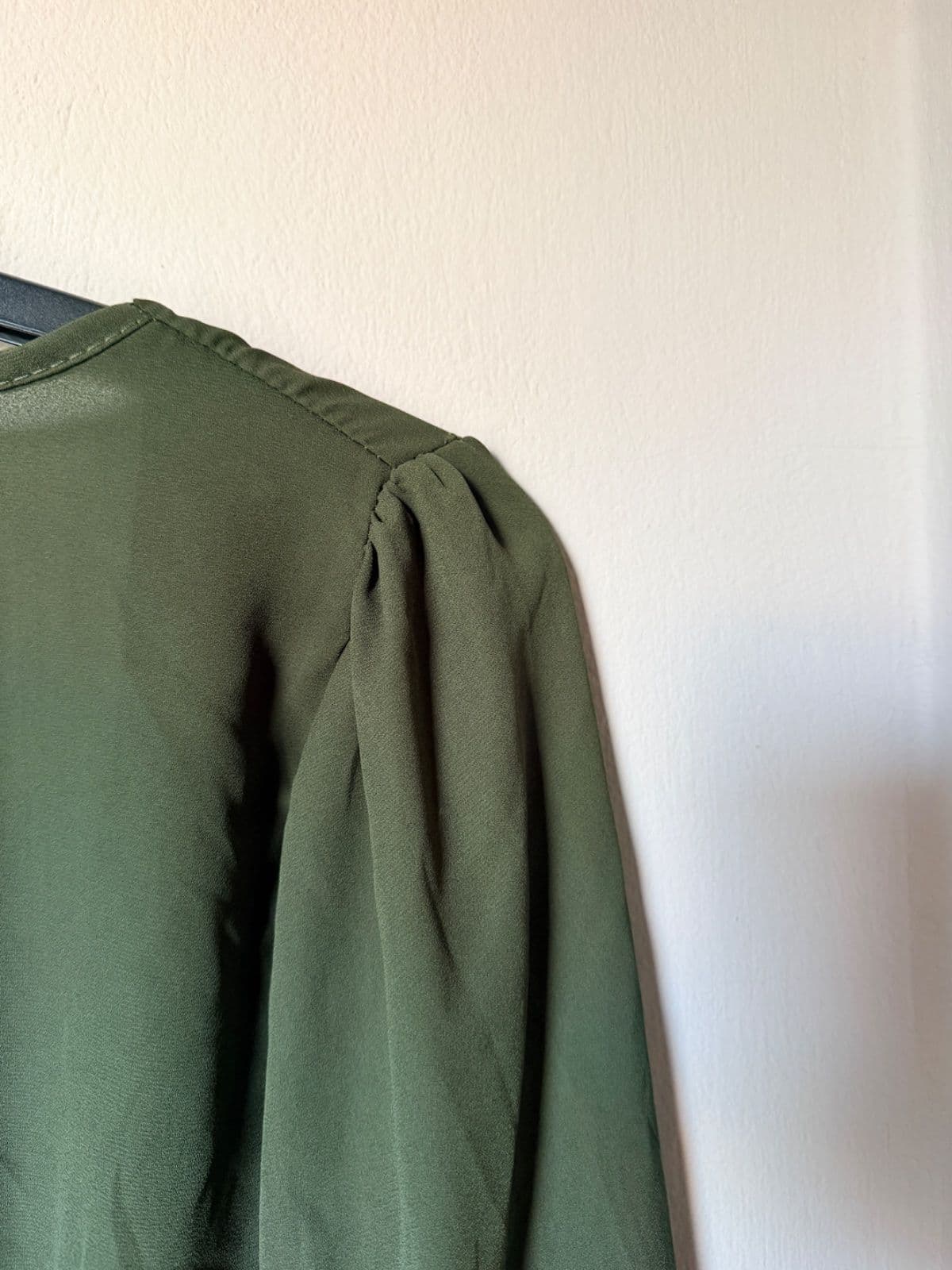 Long sleeve top