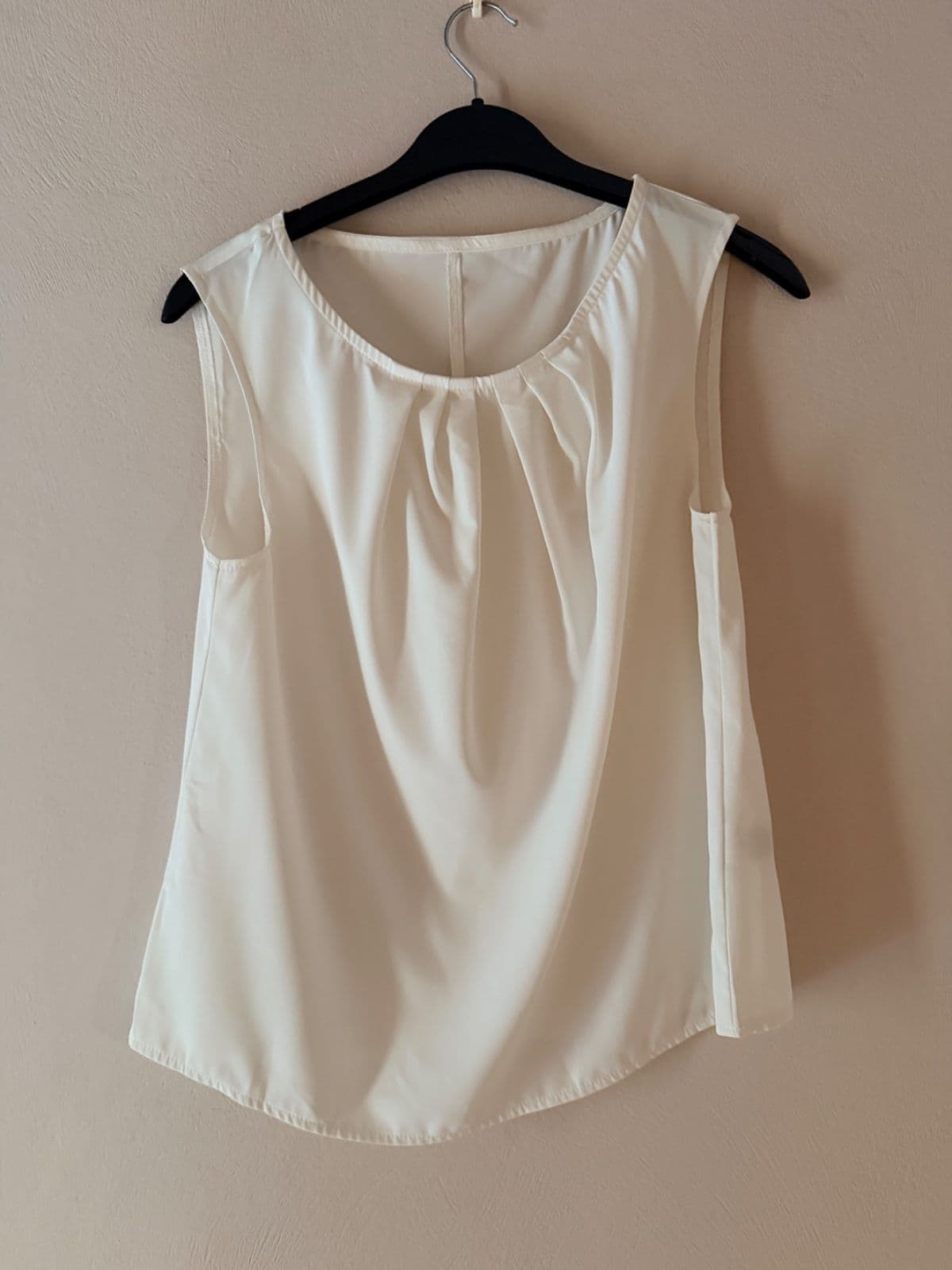 White top