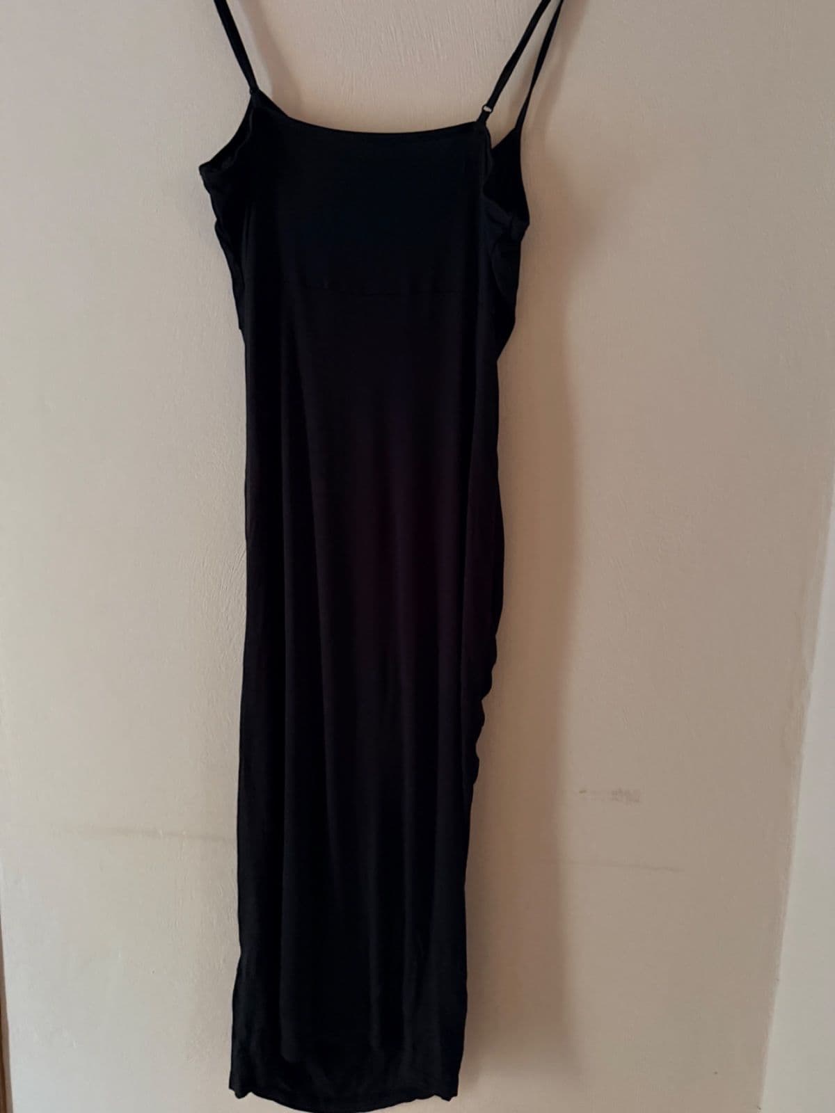 Black midi dress