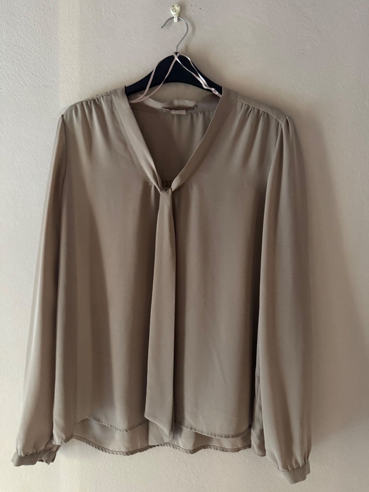 Forever21 Long Sleeve Blouse